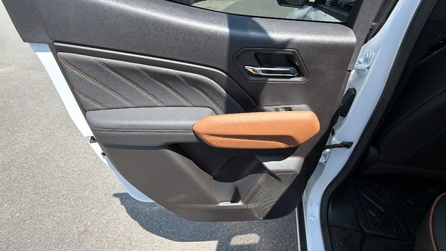 2026 GMC Canyon AT4 - Photo 38