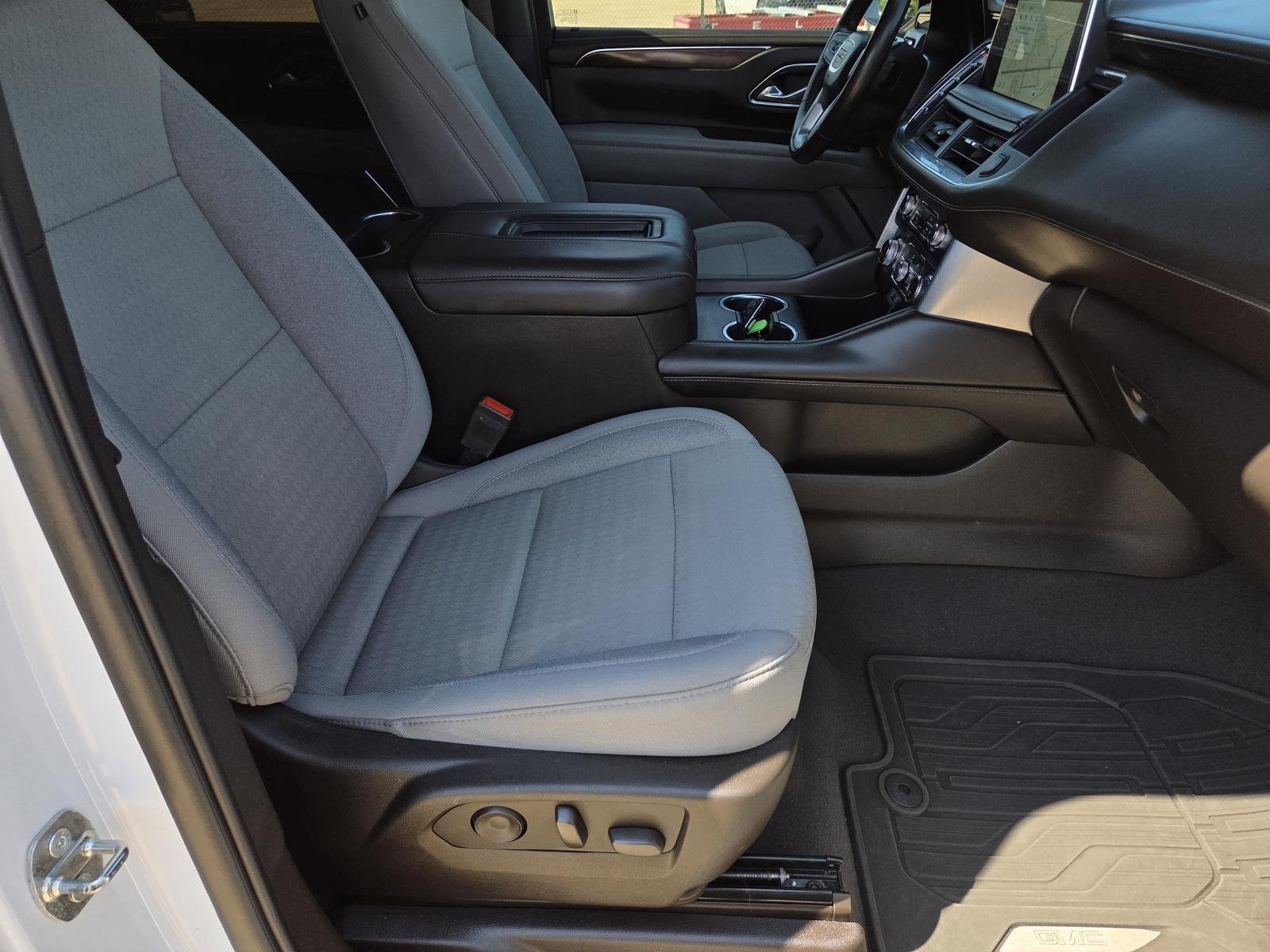 Used 2023 Summit White GMC SLE image 38