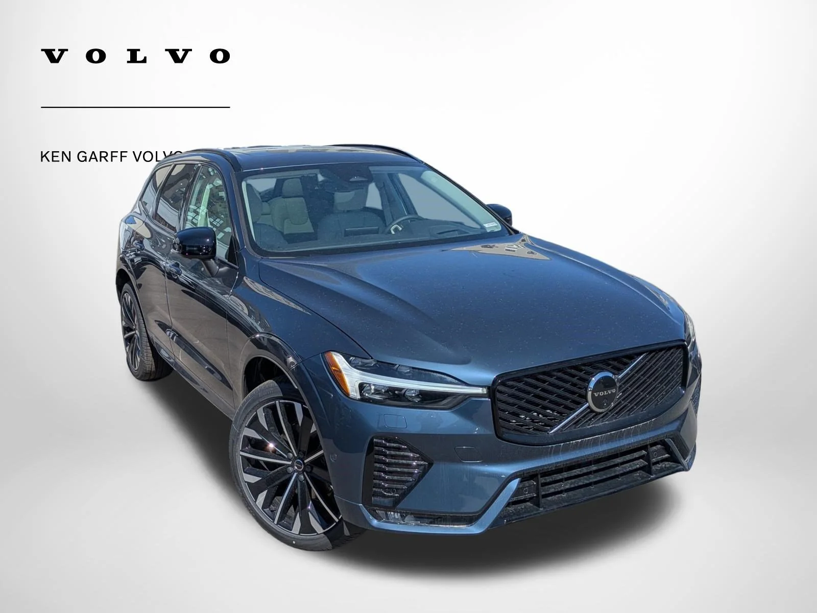 2026 Volvo XC60 B5 Ultra Dark AWD's photo