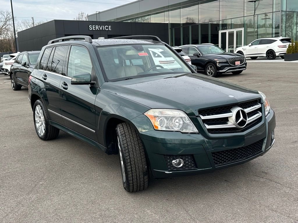 Used 2011 Green Mercedes-Benz GLK 350 image 3