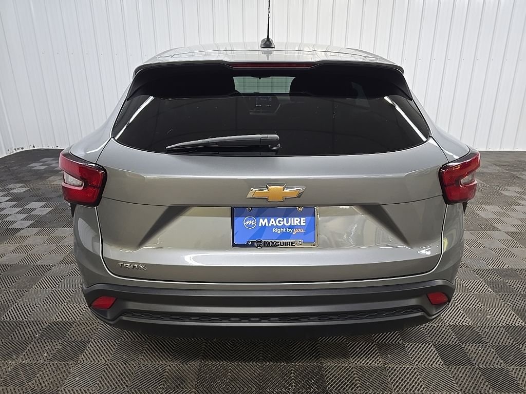 Used 2024 Gray Chevrolet LS image 11