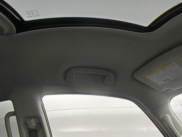 Used 2023 Blue Nissan SL image 41
