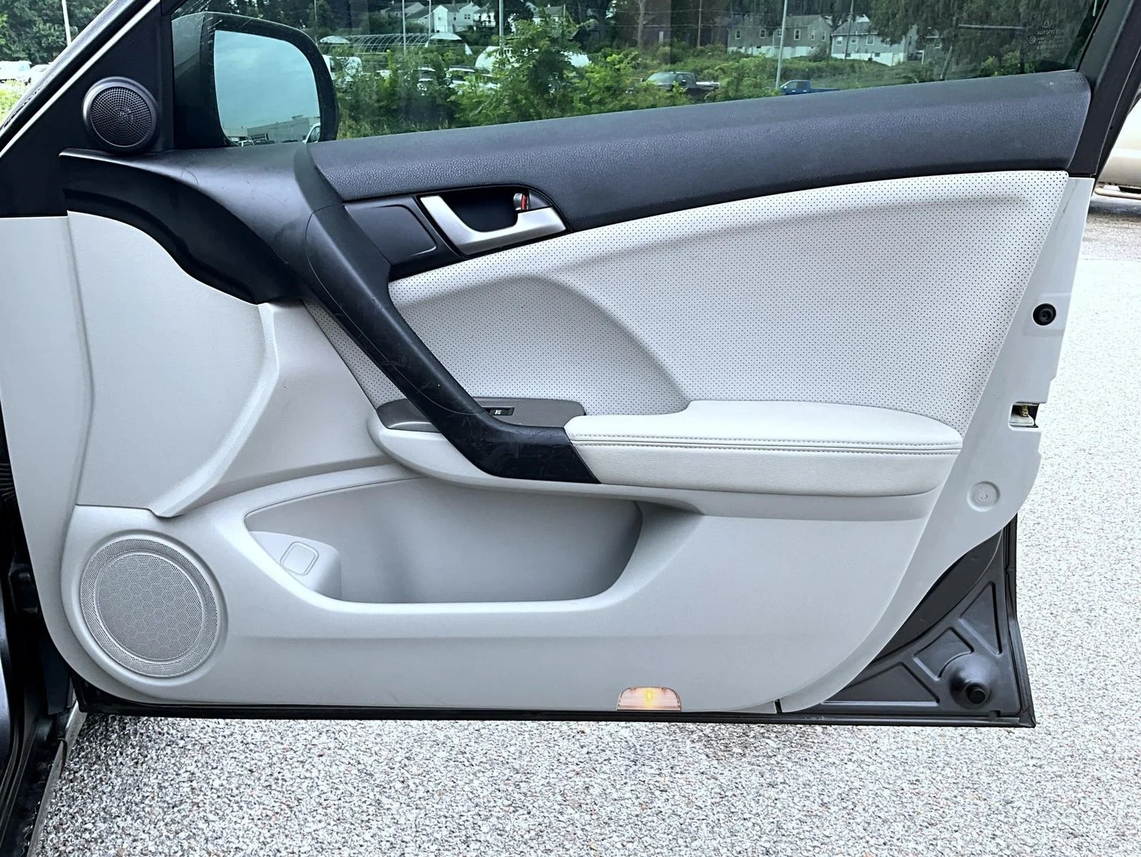 Used 2010  Acura 2.4 image 18