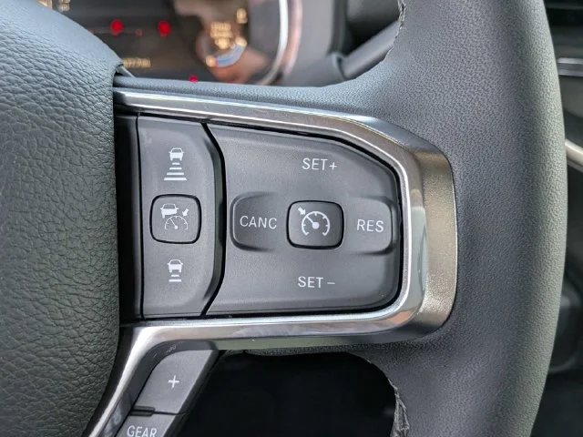 Used 2026 Silver Ram Laramie image 22
