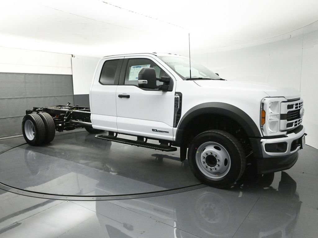 2026 Ford F-450 XL SuperCab 192-In DRW's photo
