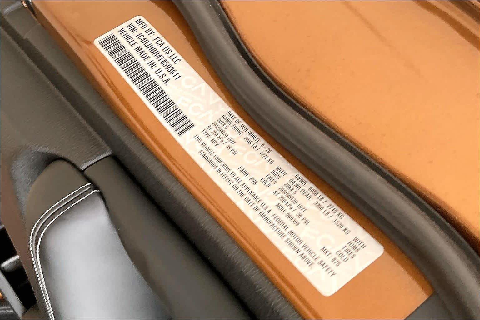 New 2026 Copper Shino Metallic Clear-Coat Exterior Paint Jeep Limited Reserve image 19