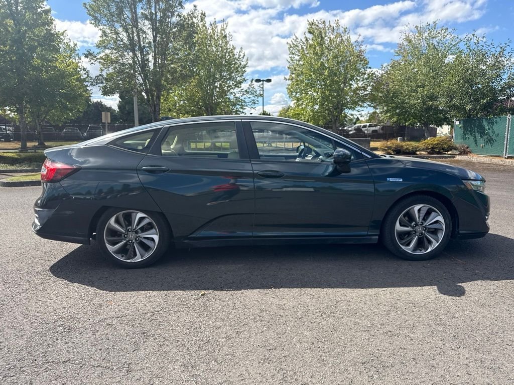 Used 2018 Moonlit Forest Pearl Honda Touring image 8
