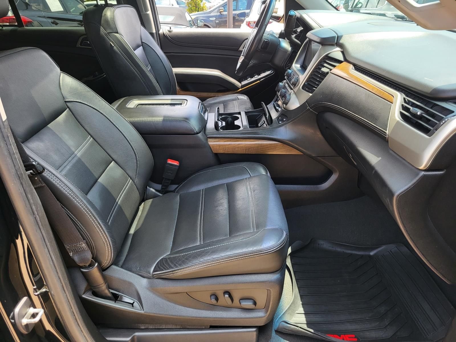 Used 2019 Onyx Black GMC Denali image 8