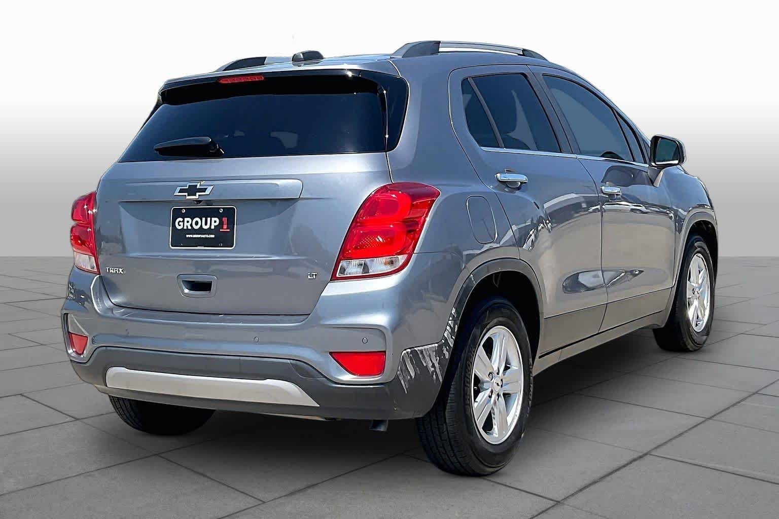 Used 2020 Satin Steel Metallic Chevrolet LT image 13