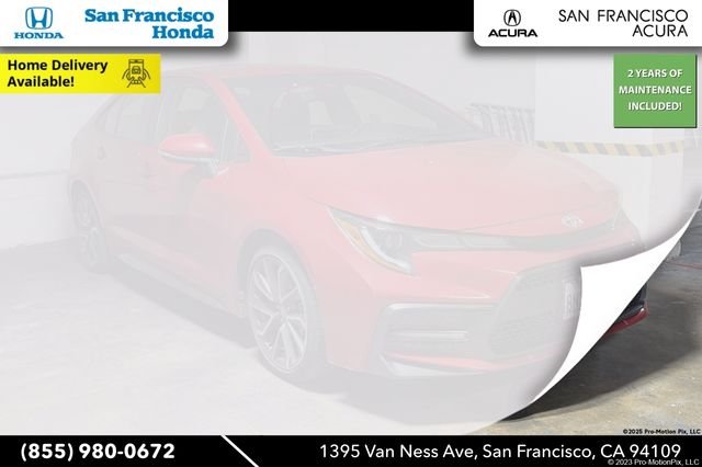Used 2020 Barcelona Red Metallic Toyota SE image 1