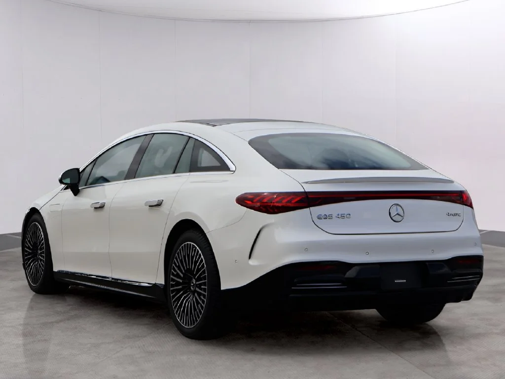 Used 2023 MANUFAKTUR Diamond White Metallic Mercedes-Benz 450 image 5