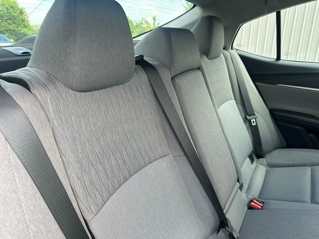 2025 Toyota Camry LE - Photo 24