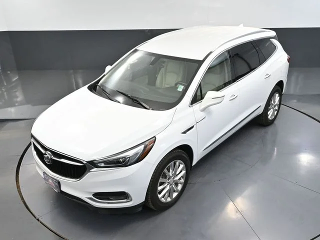 Used 2019 White Buick Essence image 60