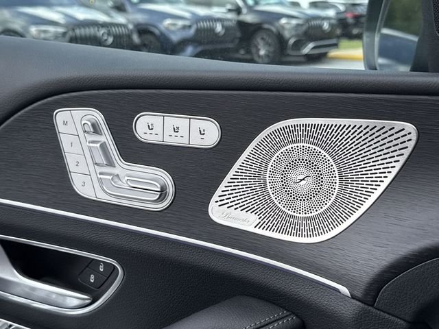 Used 2025 Black Mercedes-Benz GLE 580 image 41