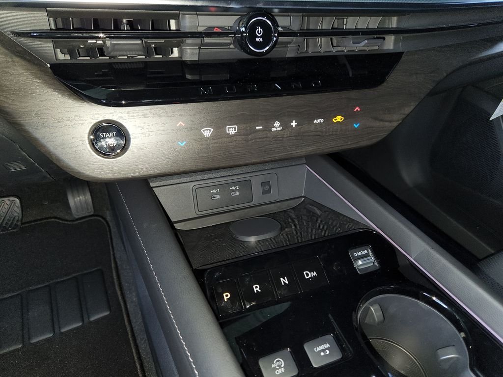 New 2026 Champagne Silver Metallic Nissan SL AWD image 19
