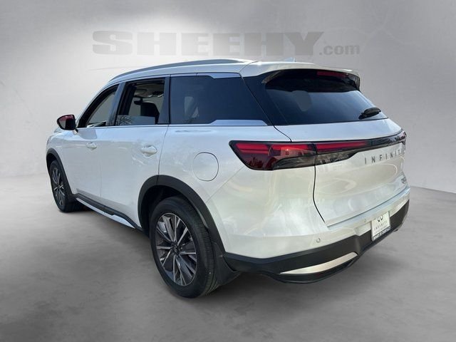 Used 2026 White INFINITI LUXE image 15