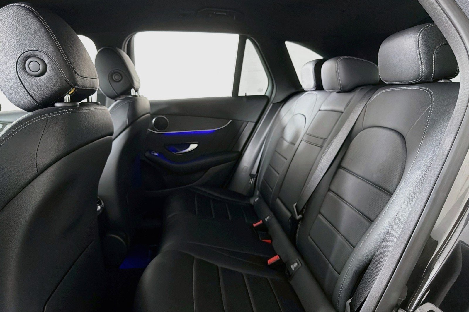Certified Used 2022 Graphite Grey Metallic Mercedes-Benz 300 image 9