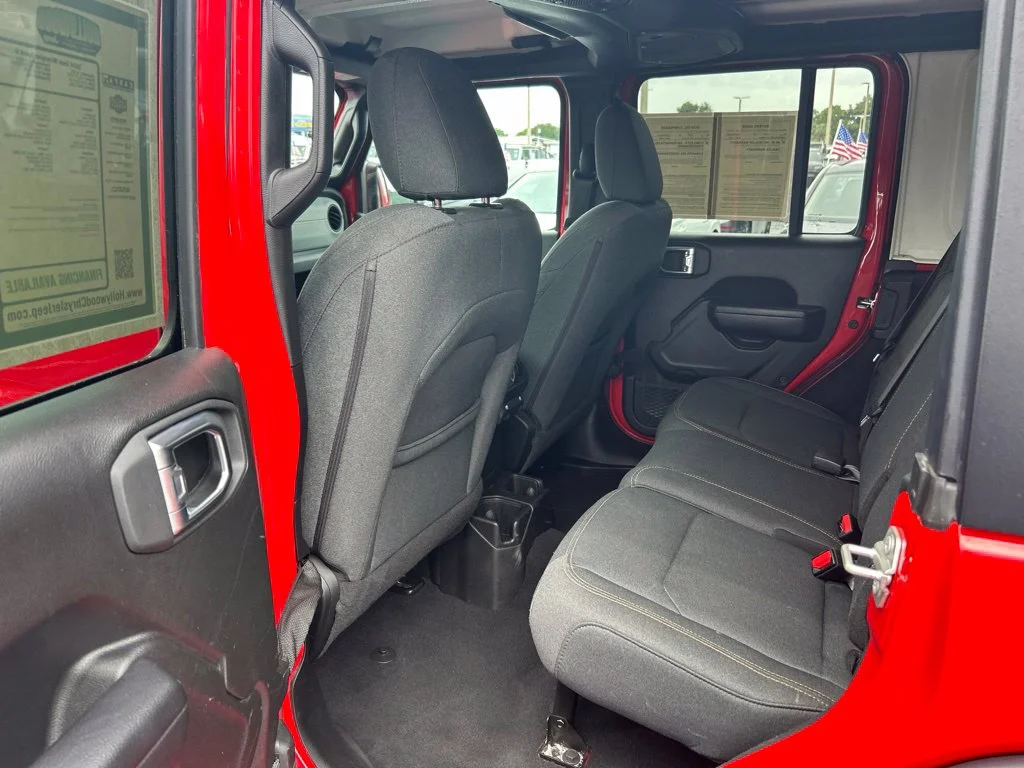 Used 2024 Red Jeep Sport S image 31