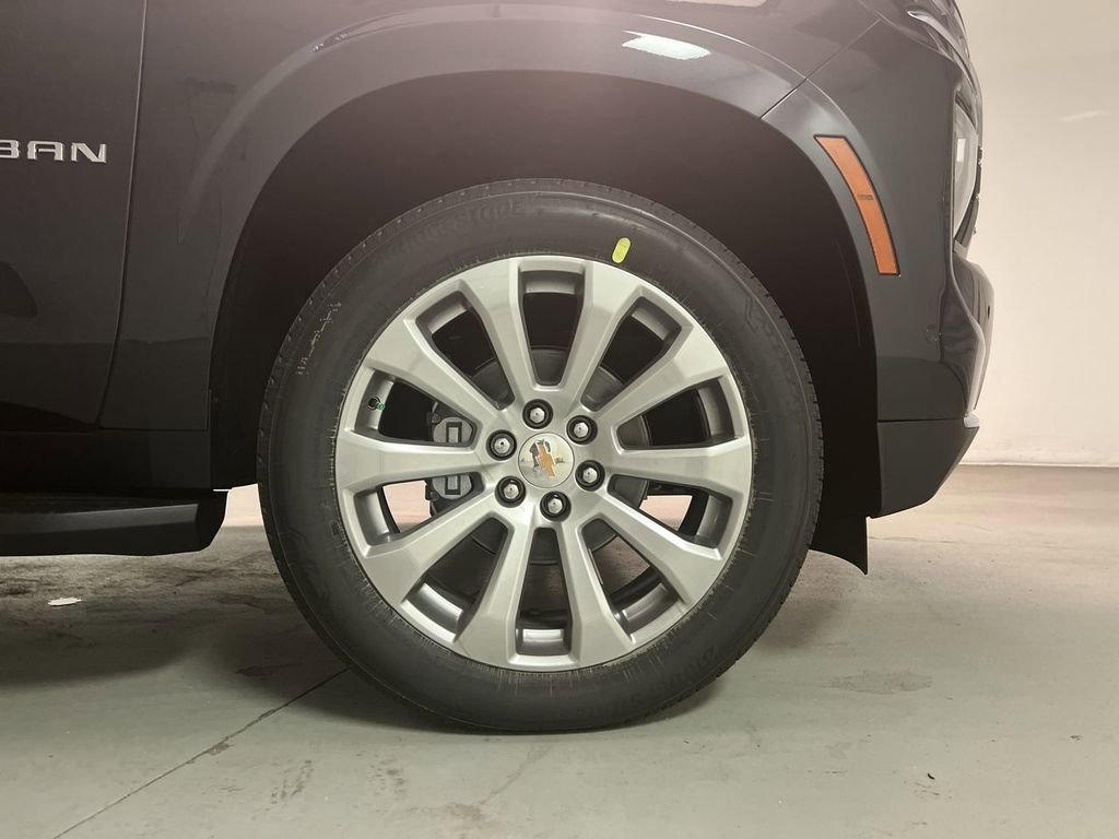 2026 Chevrolet Suburban Premier - Photo 10