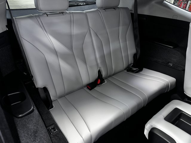 Used 2026 Solar Silver Metallic Acura w/Technology Package image 25