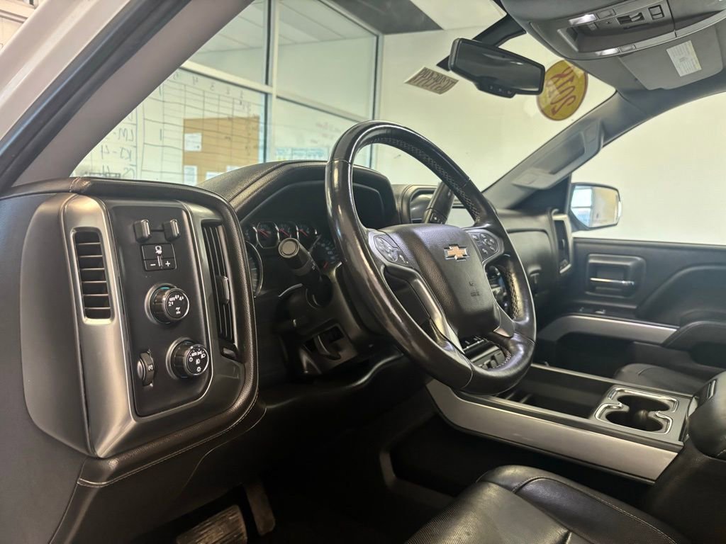 2018 Chevrolet Silverado 1500 LTZ - Photo 14