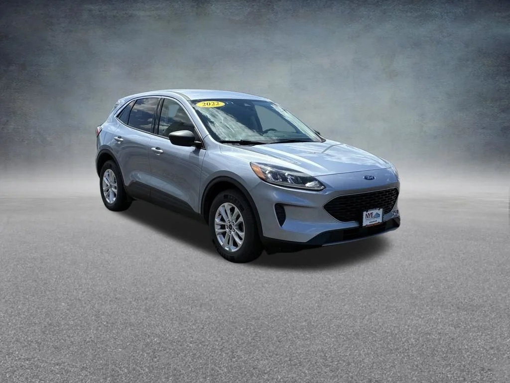 Used 2022 Blue Ford SE image 8