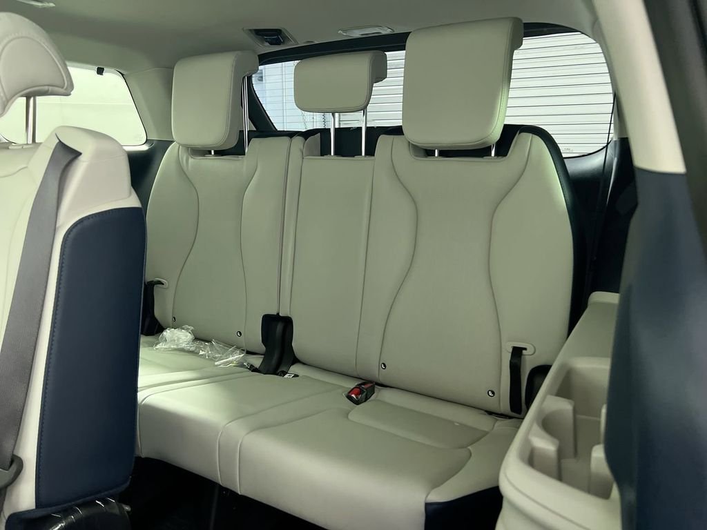 New 2026 Ivory Silver Kia EX image 30