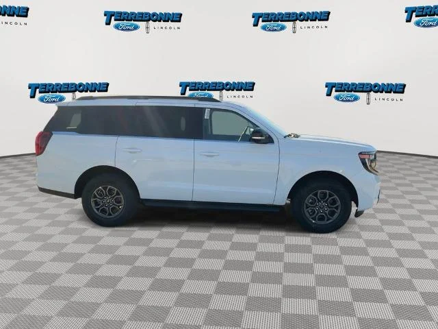 New 2026 Oxford White Ford Active image 32