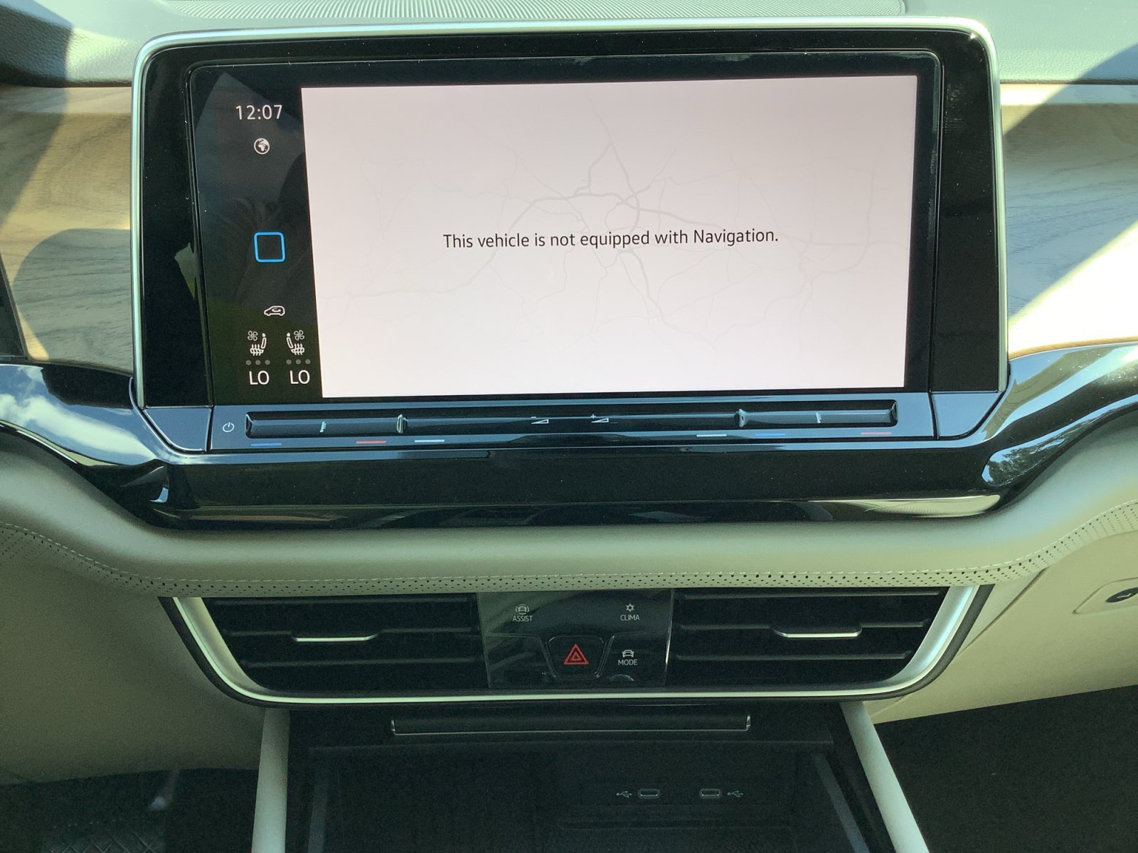 New 2026 OPAL_WHITE Volkswagen 2.0T SE image 16