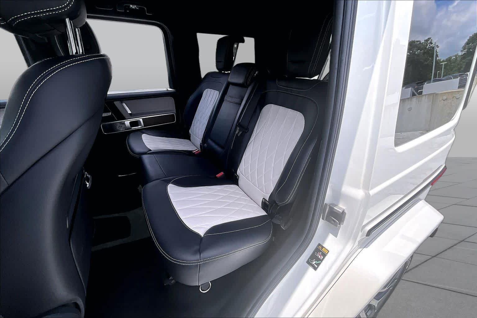 Used 2020 designo Diamond White Metallic Mercedes-Benz AMG® G 63 image 21