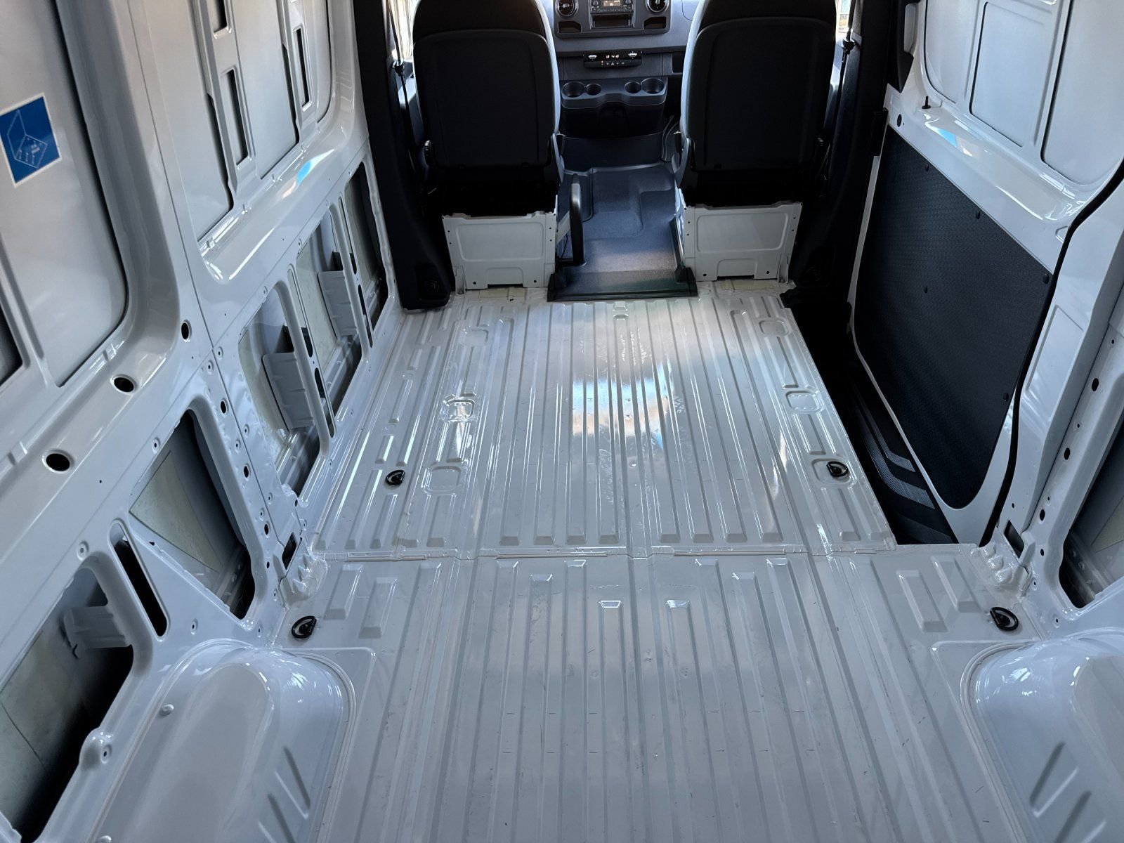 New 2026 Arctic White Mercedes-Benz  image 17