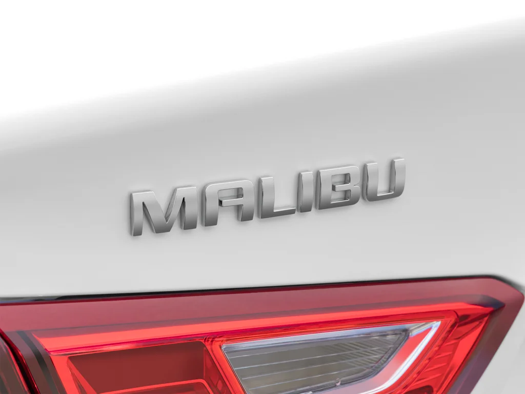 Used 2023 White Chevrolet LT image 41