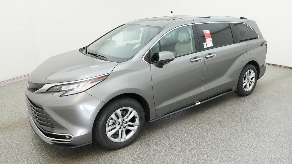 2026 Toyota Sienna Limited 7-Passenger Hybrid FWD's photo