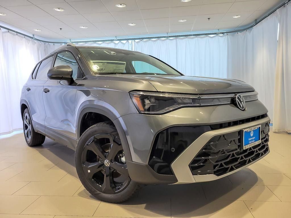 New 2026 Platinum Gray Metallic Volkswagen 1.5T SEL image 2