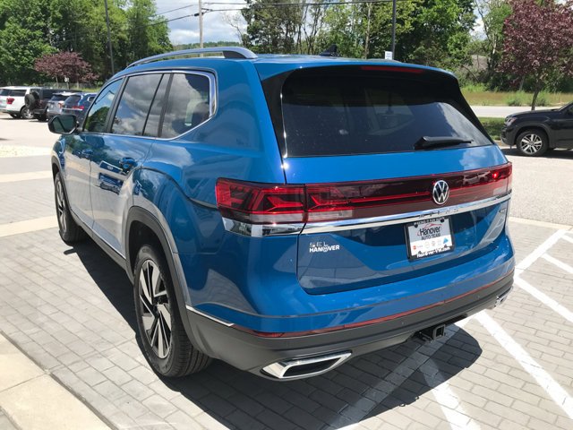 New 2026 Mountain Lake Blue Metallic Volkswagen 2.0T SEL image 6
