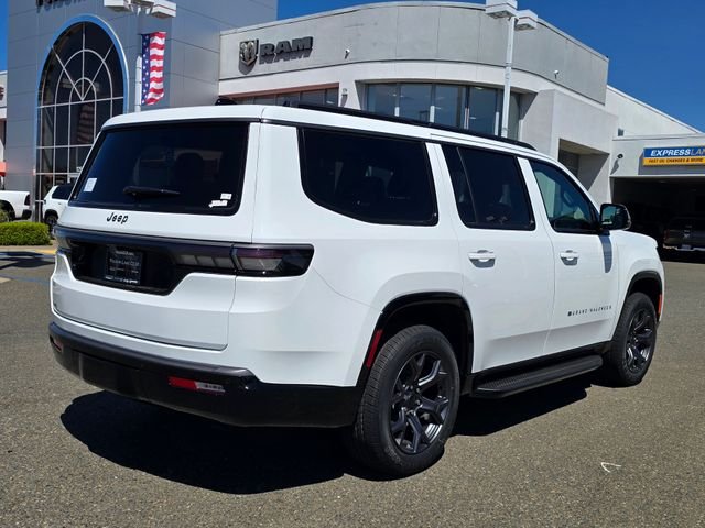 New 2026 Bright White Clear-Coat Exterior Paint Jeep Limited Altitude image 4