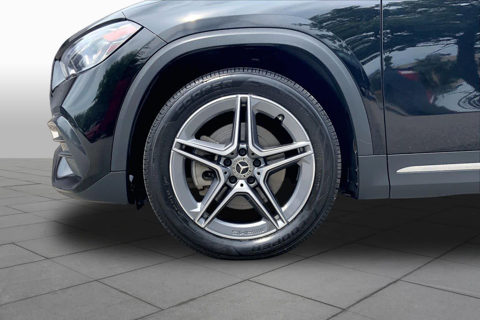 Used 2023 Night Black Mercedes-Benz GLA 250 image 11