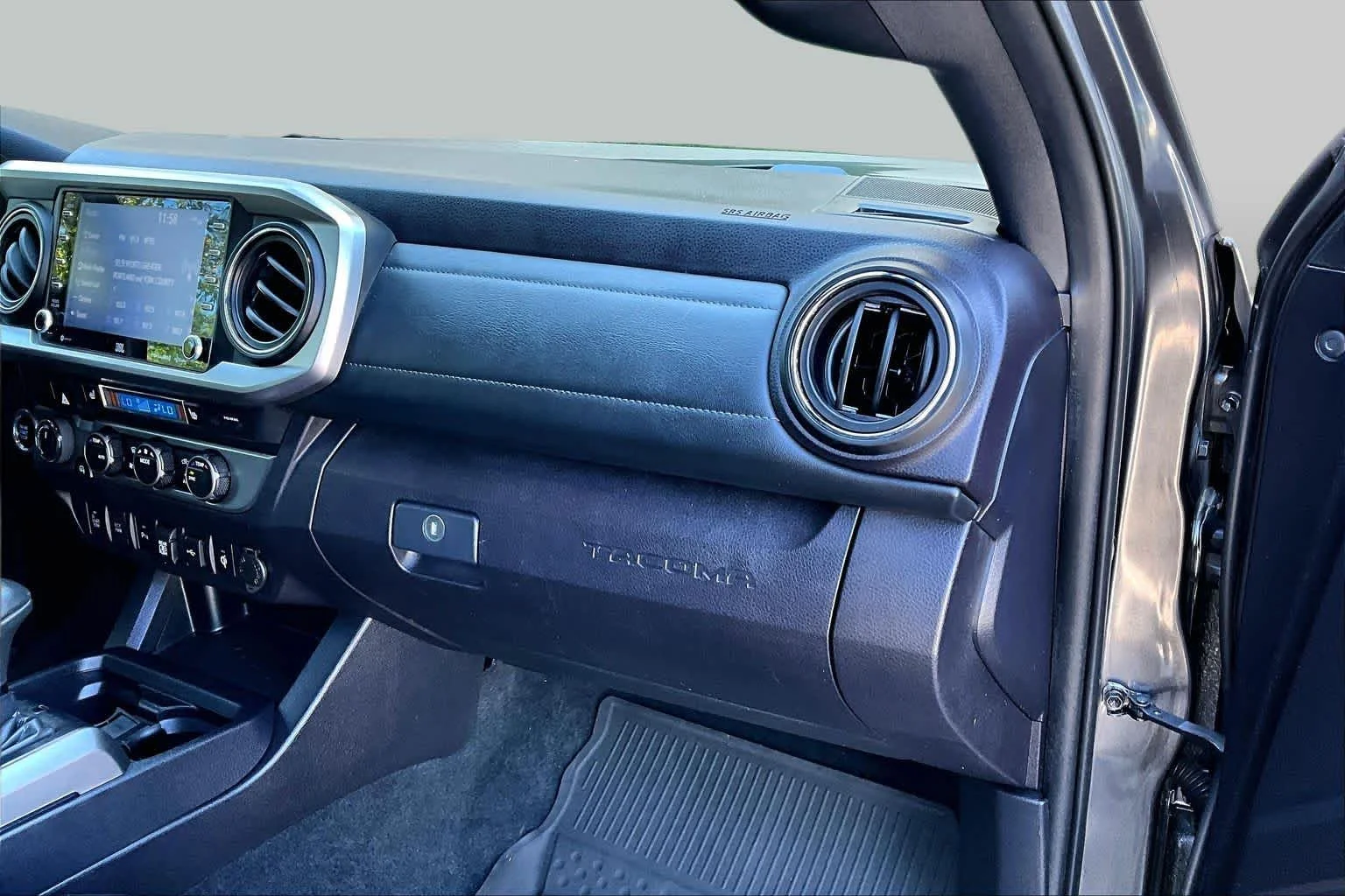 Used 2020 Magnetic Gray Metallic Toyota Limited image 19