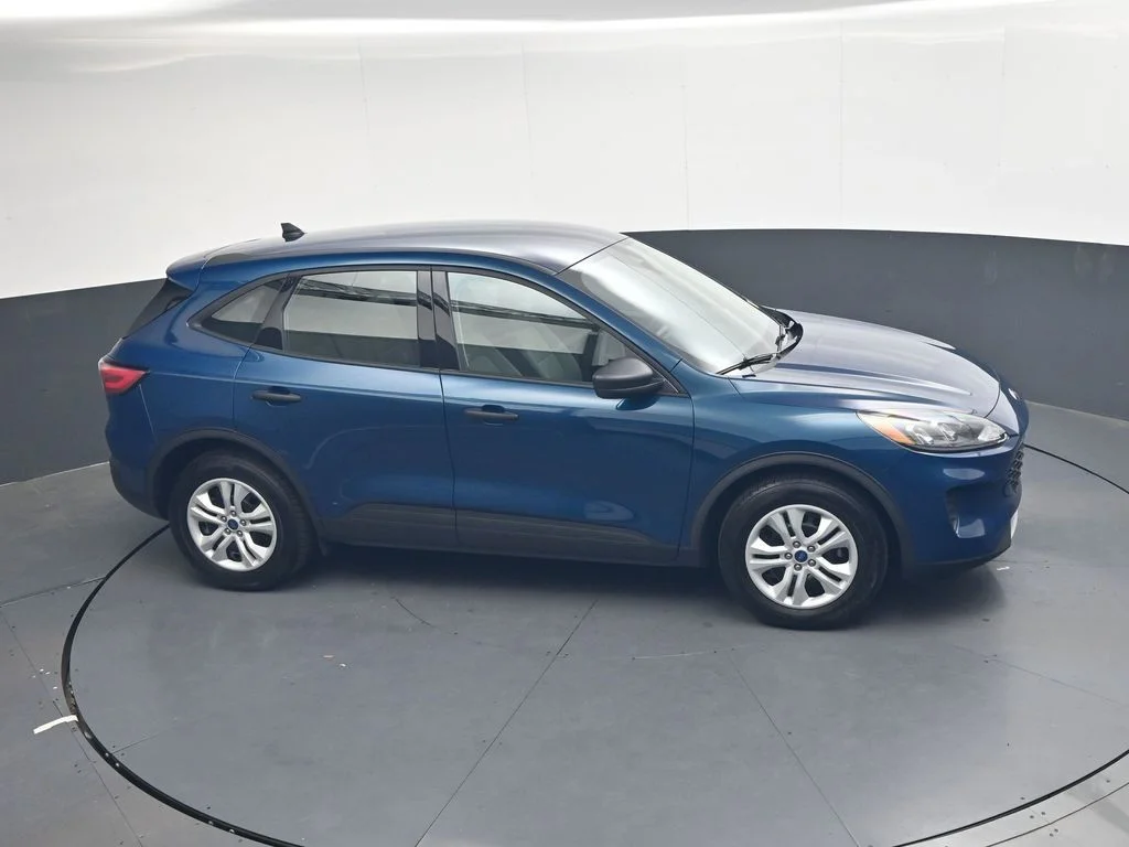 Used 2020 Green Ford S image 24