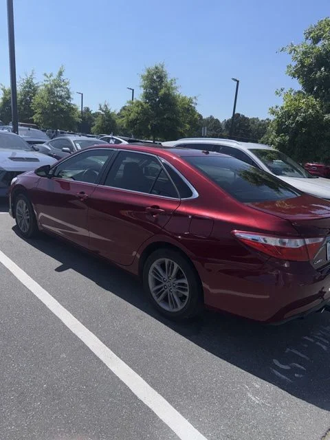 Used 2016 Red Toyota SE image 2