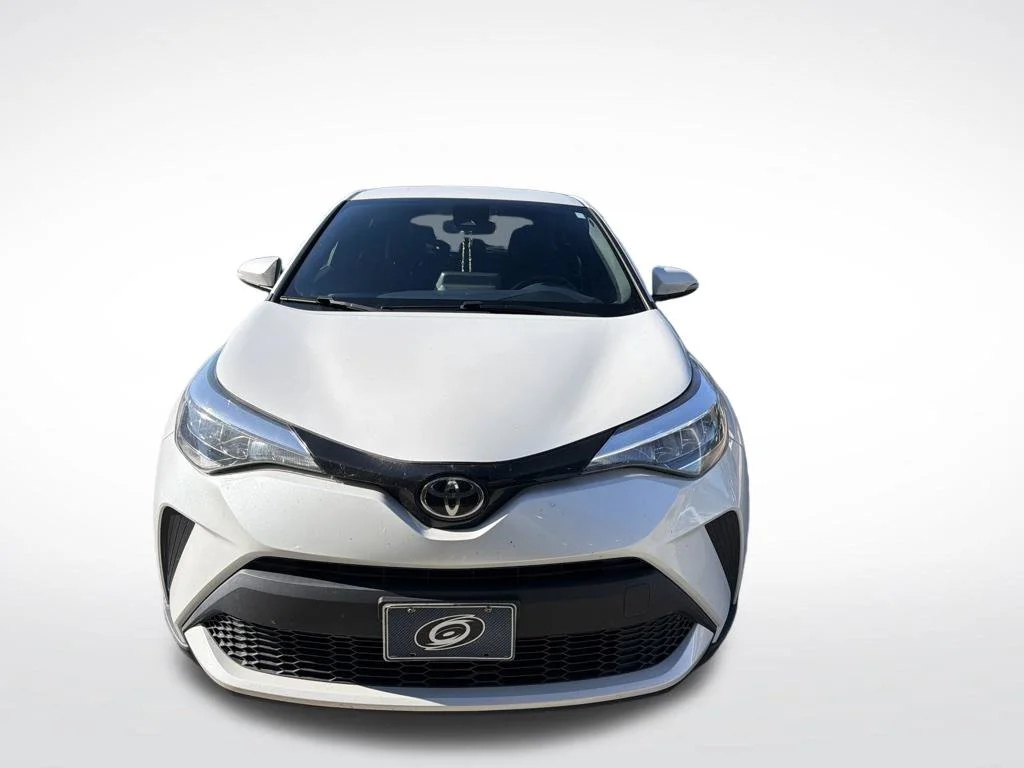 Used 2022 Wind Chill Pearl Toyota Limited image 3