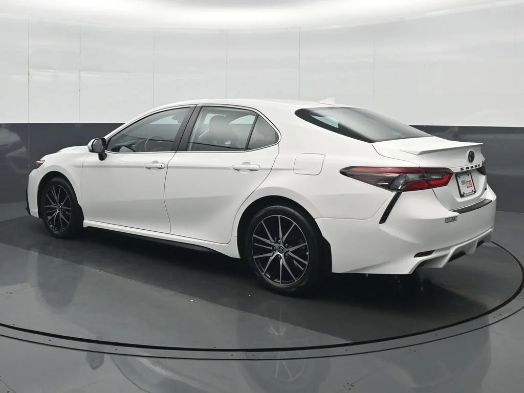 Used 2024 White Toyota SE image 4