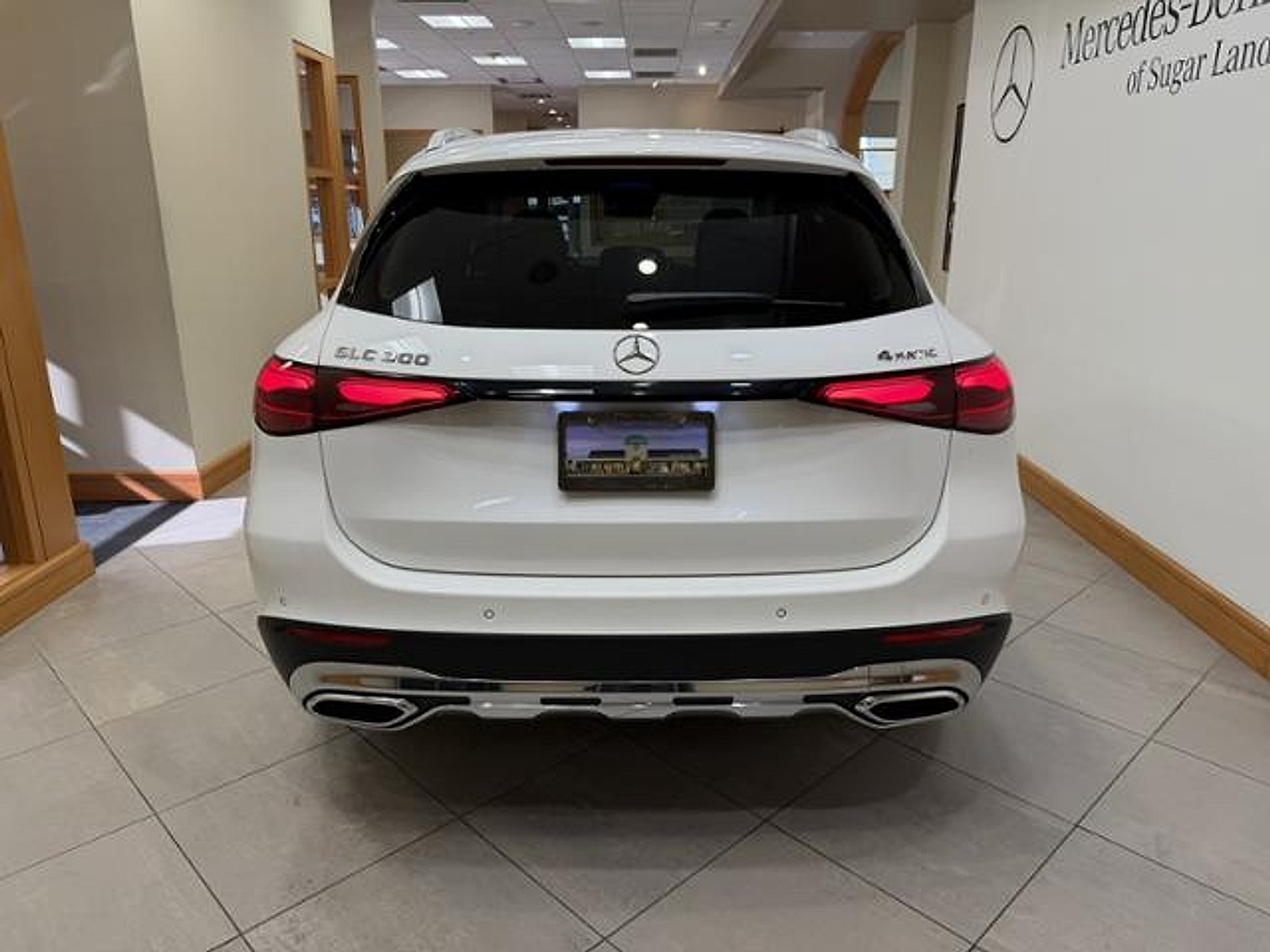 Certified Used 2024 Polar White Mercedes-Benz 300 image 4