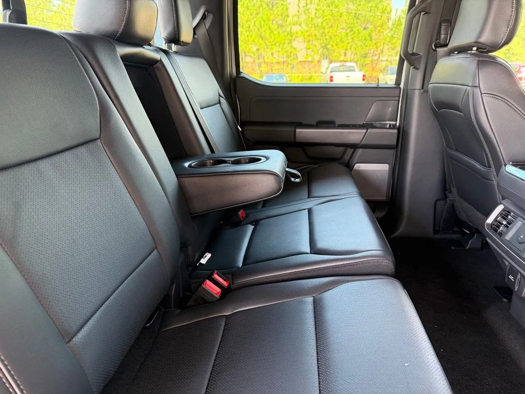 New 2026 Oxford White Ford Lariat® image 16