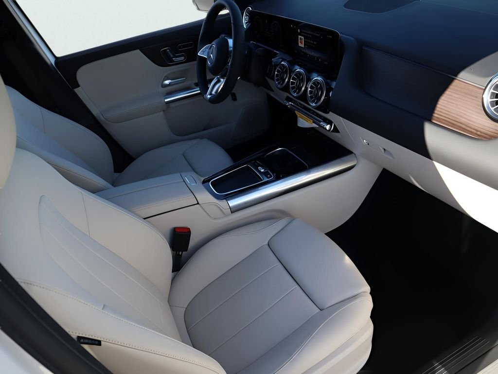 Used 2026 Polar White Mercedes-Benz GLA 250 image 15