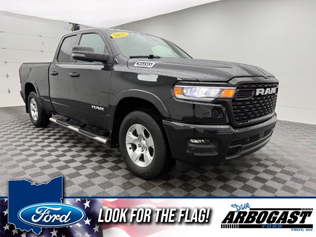 Used 2025 Diamond Black Ram Big Horn/Lone Star image 1