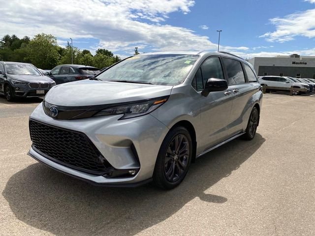 Used 2025 Silver Toyota XSE image 9