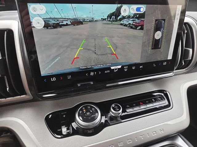 New 2026 Oxford White Ford Active image 32