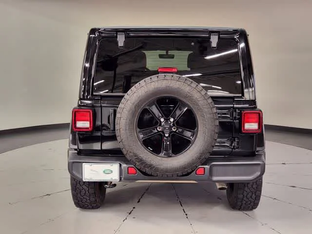 Used 2021 Black Clearcoat Jeep Unlimited Sahara Altitude image 10