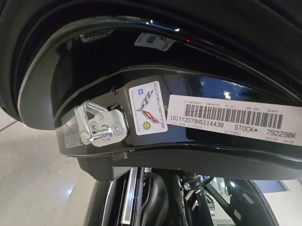 Used 2017 BLACK Chevrolet Grand Sport 2LT image 31